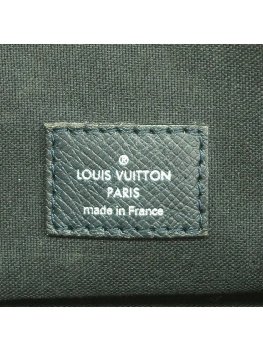 Louis Vuitton Shoulder Bag Taiga Sasha Boreal